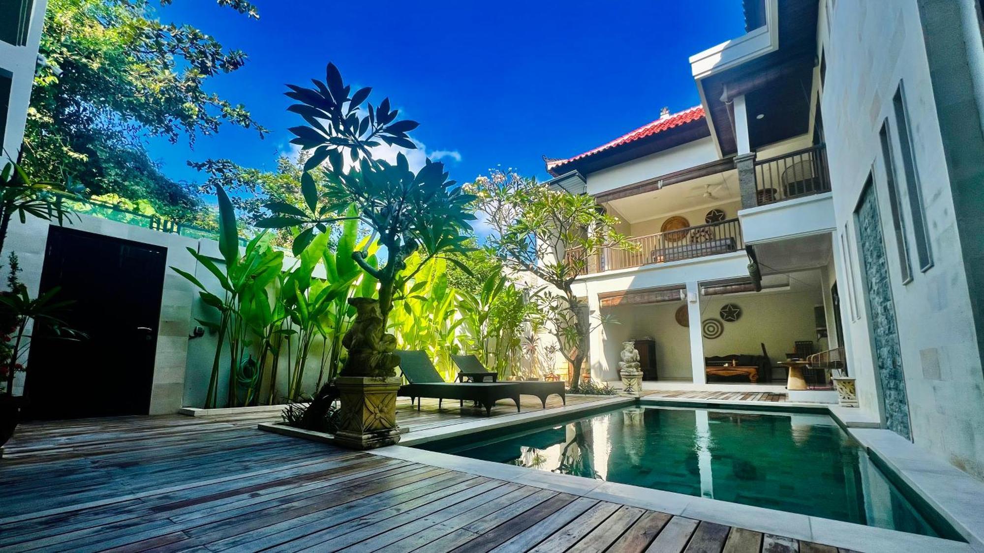 Villa Raja By King